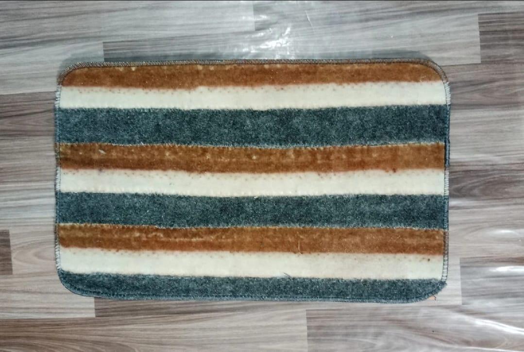 Quick-dry bathroom mats detail