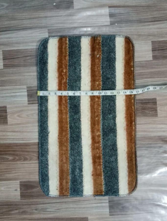 Multicolor bathroom mat set