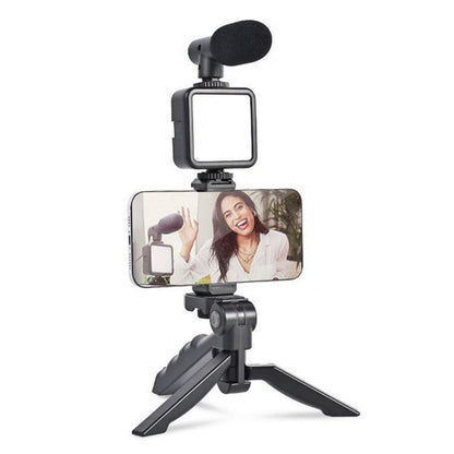 Portable LED Ring Light & Microphone Vlogging Kit - product image 1