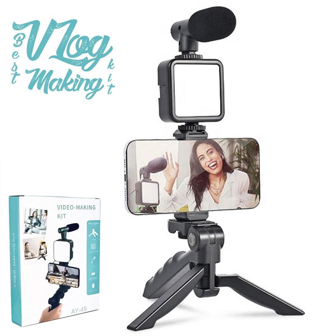 Portable LED Ring Light & Microphone Vlogging Kit - product image 3